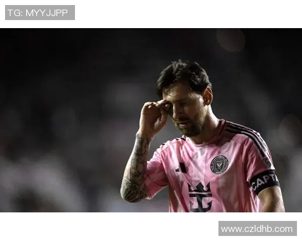 产生什么了？一枪手球迷网红赛后被主场安保掐着脖子推出场外